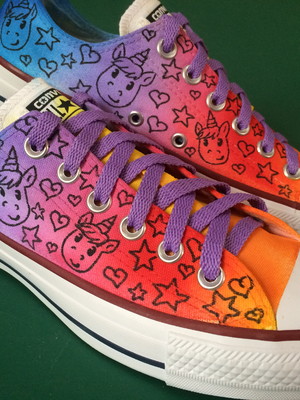 All star customizado unicornio tye dye