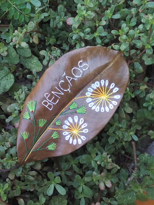 Arte sobre a arte de deus folha natural bordada a mão