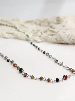 Colar mix pedras natural ouro branco 45cm