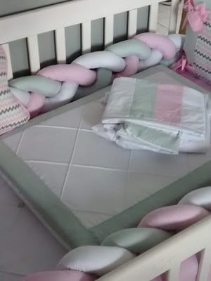Kit berço rosa e verde malva básico