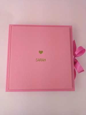 Livro do bebê e caixa hot stamping