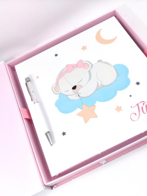 Livro do bebê com caixa ursa