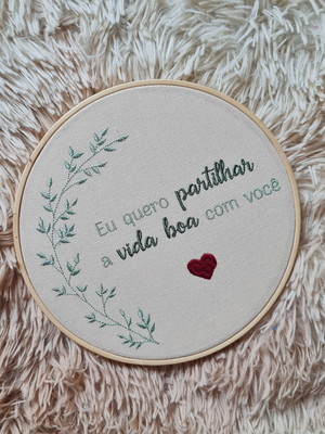 Quadro bastidor bordado