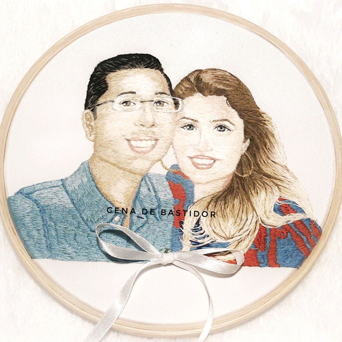Imagem 1 - Retrato Bordado